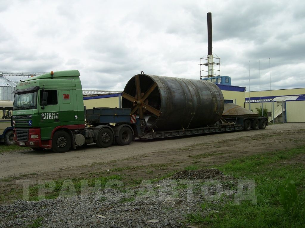 Перевозка трубы большого диаметра