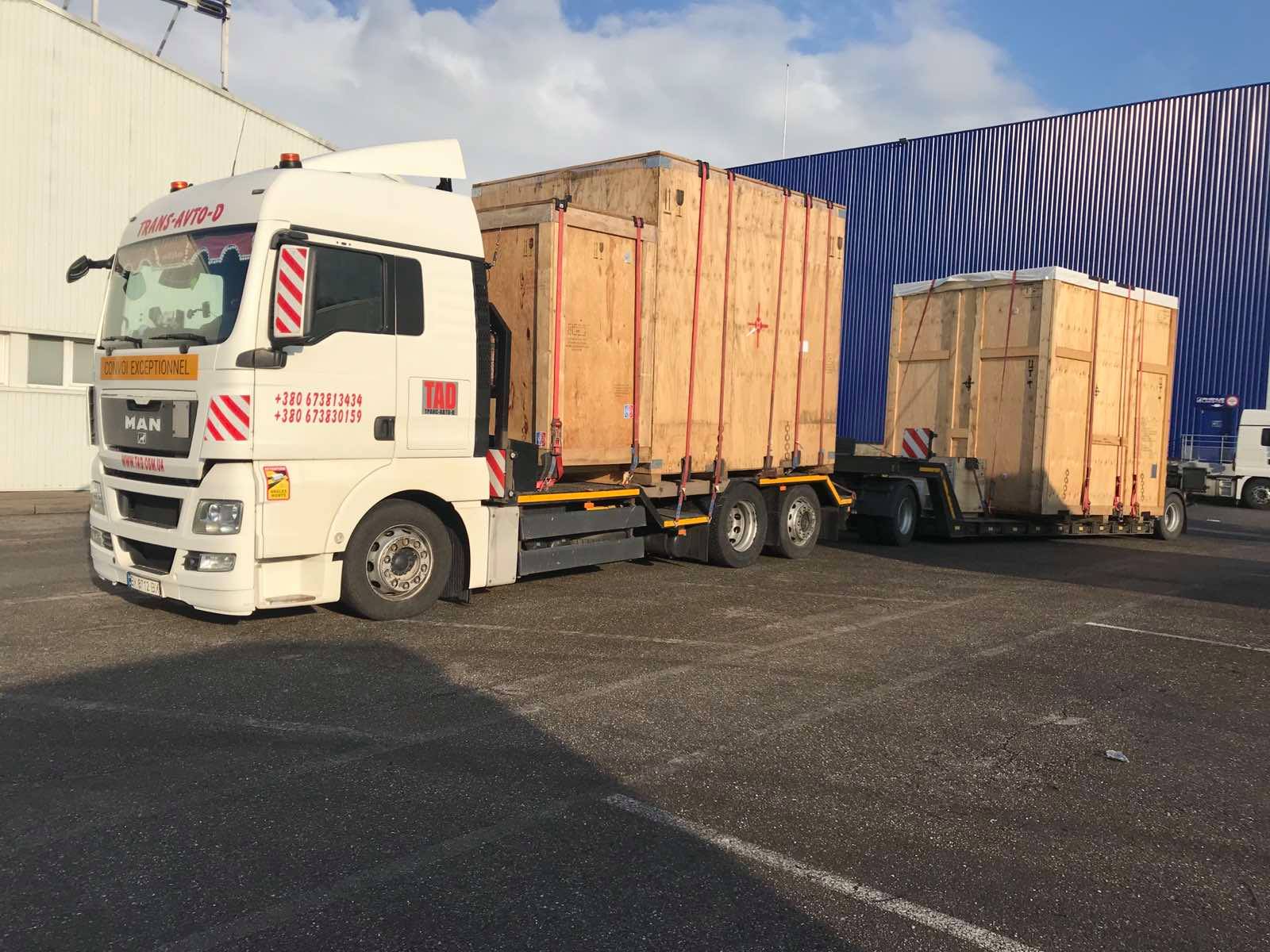 Transportation of industrial oversized cargo