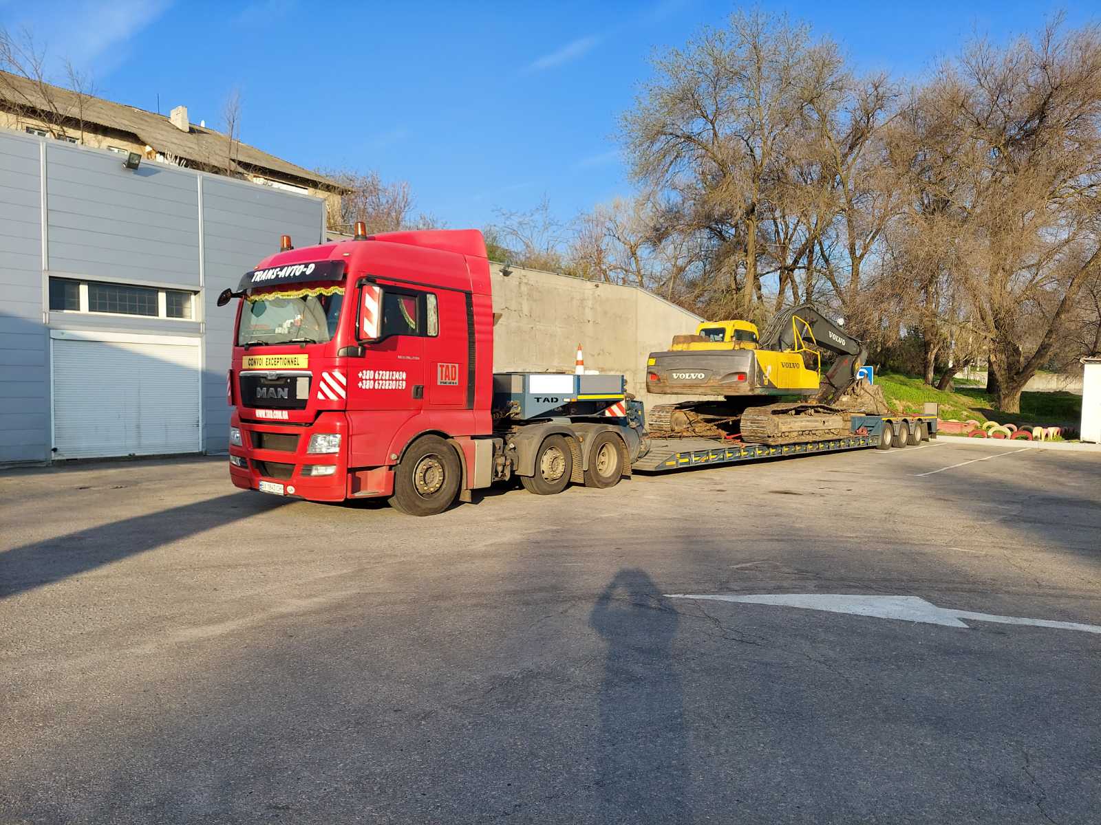 Transportation of Volvo techniks