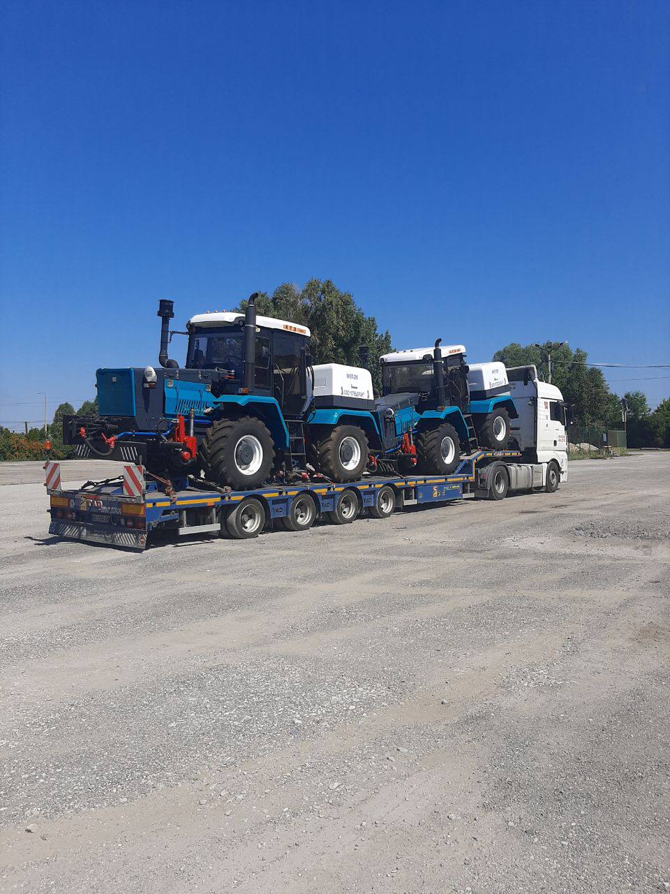 Перевозка тракторов ХТЗ