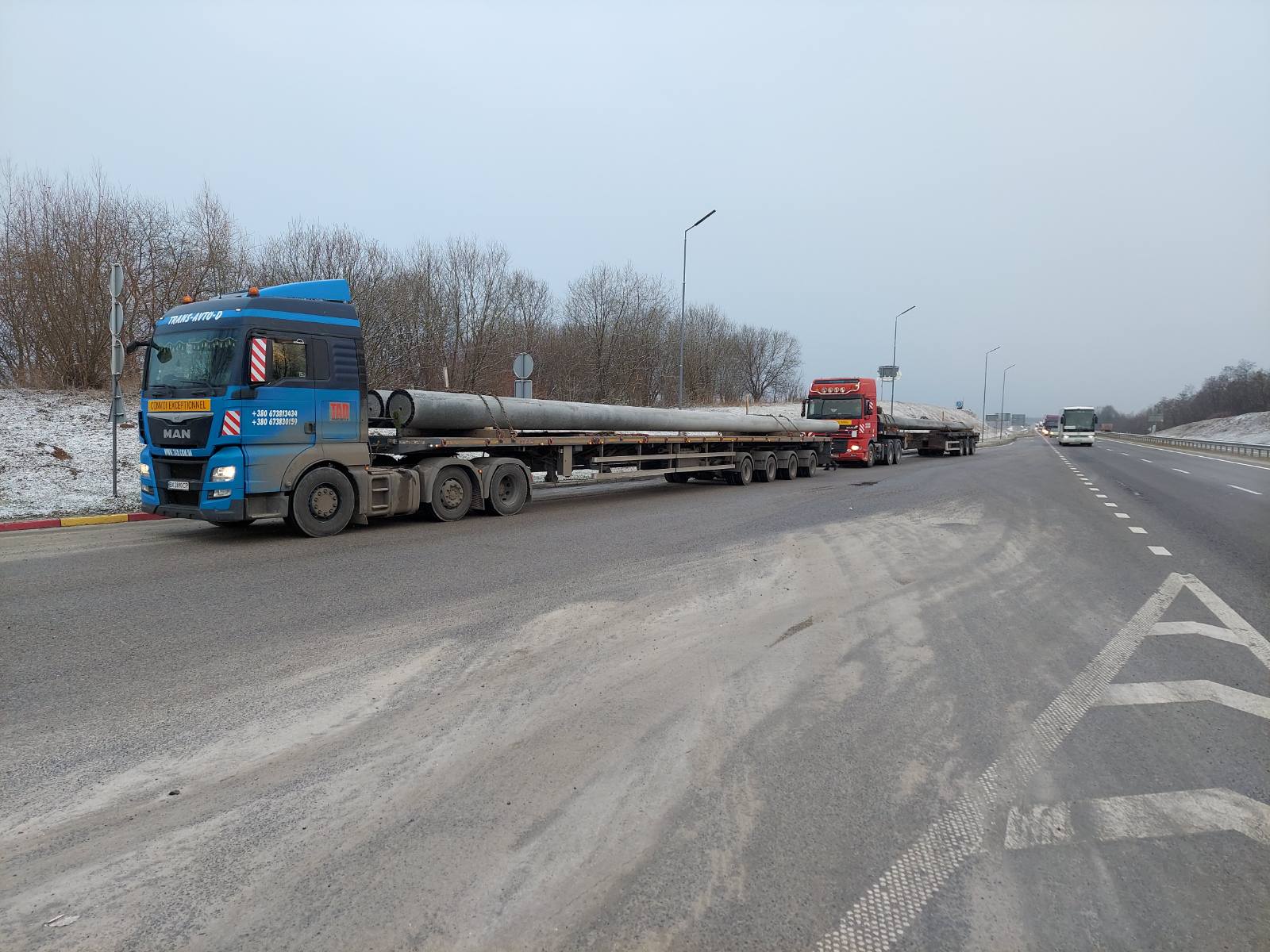 Transportation of long beams