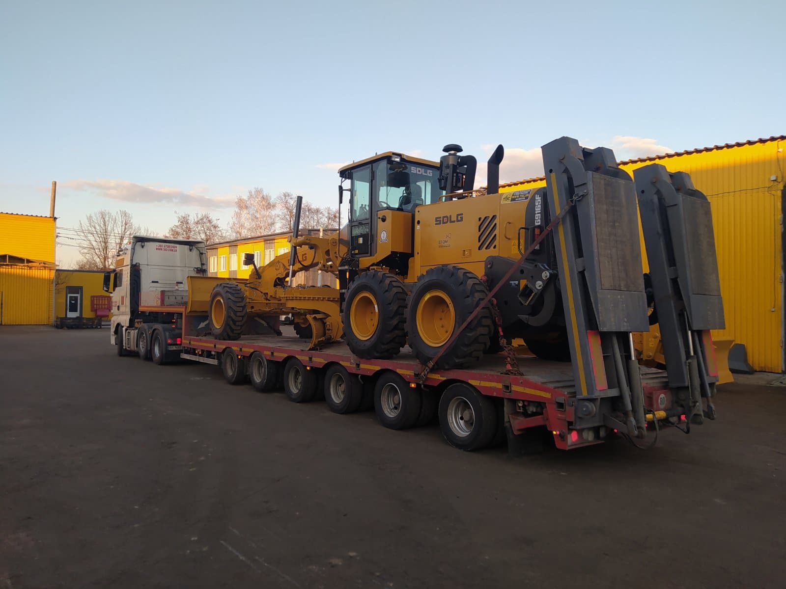 Transportation grader