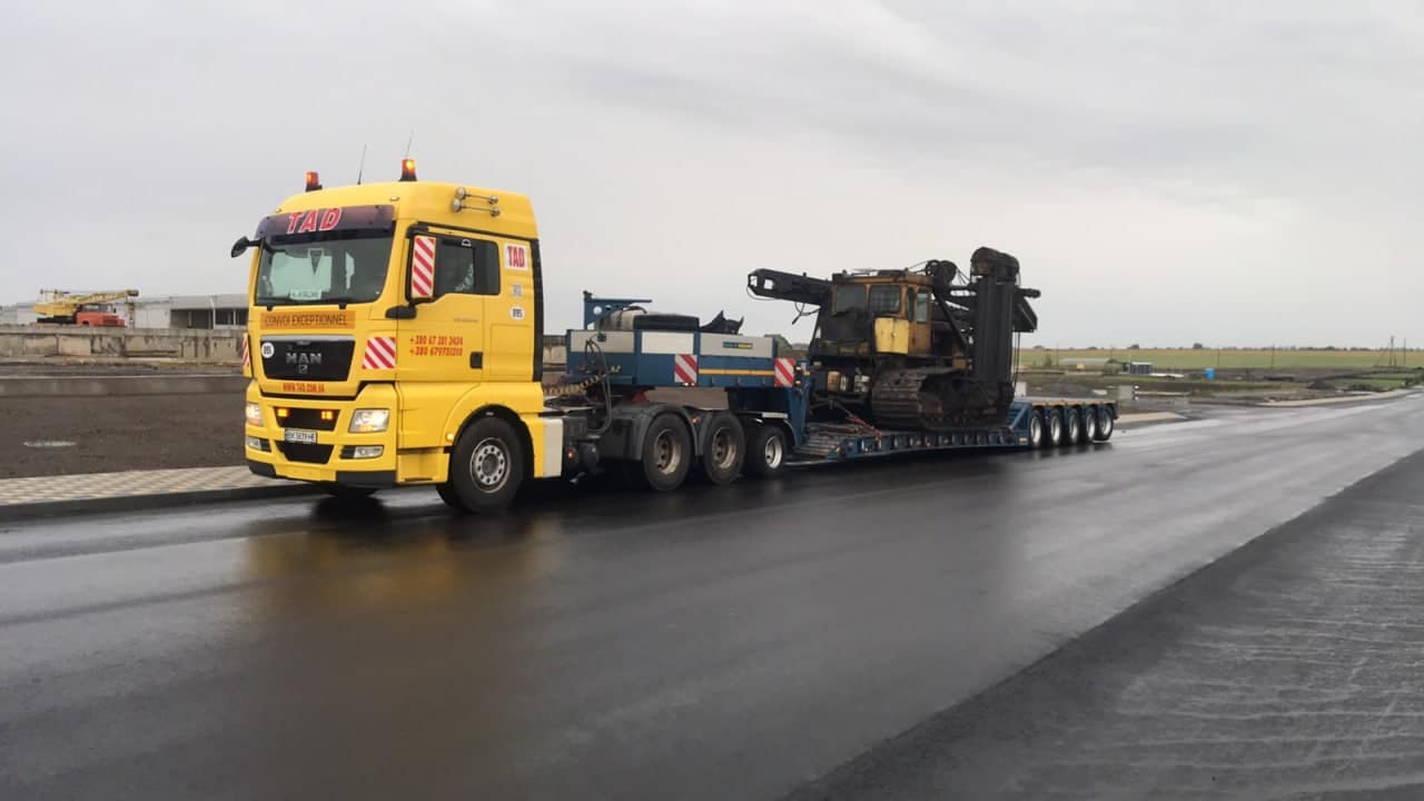 Transportation of oversized tracked equipment