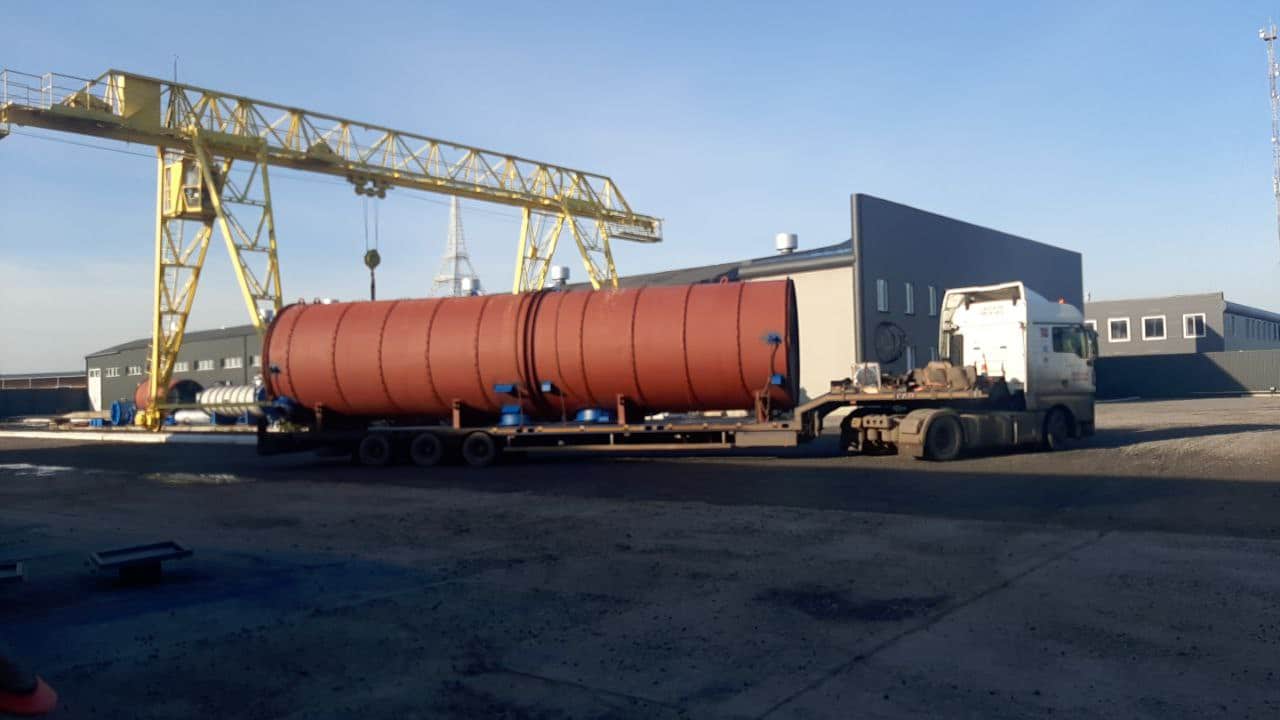 Oversized transportation of industrial equipment TAD