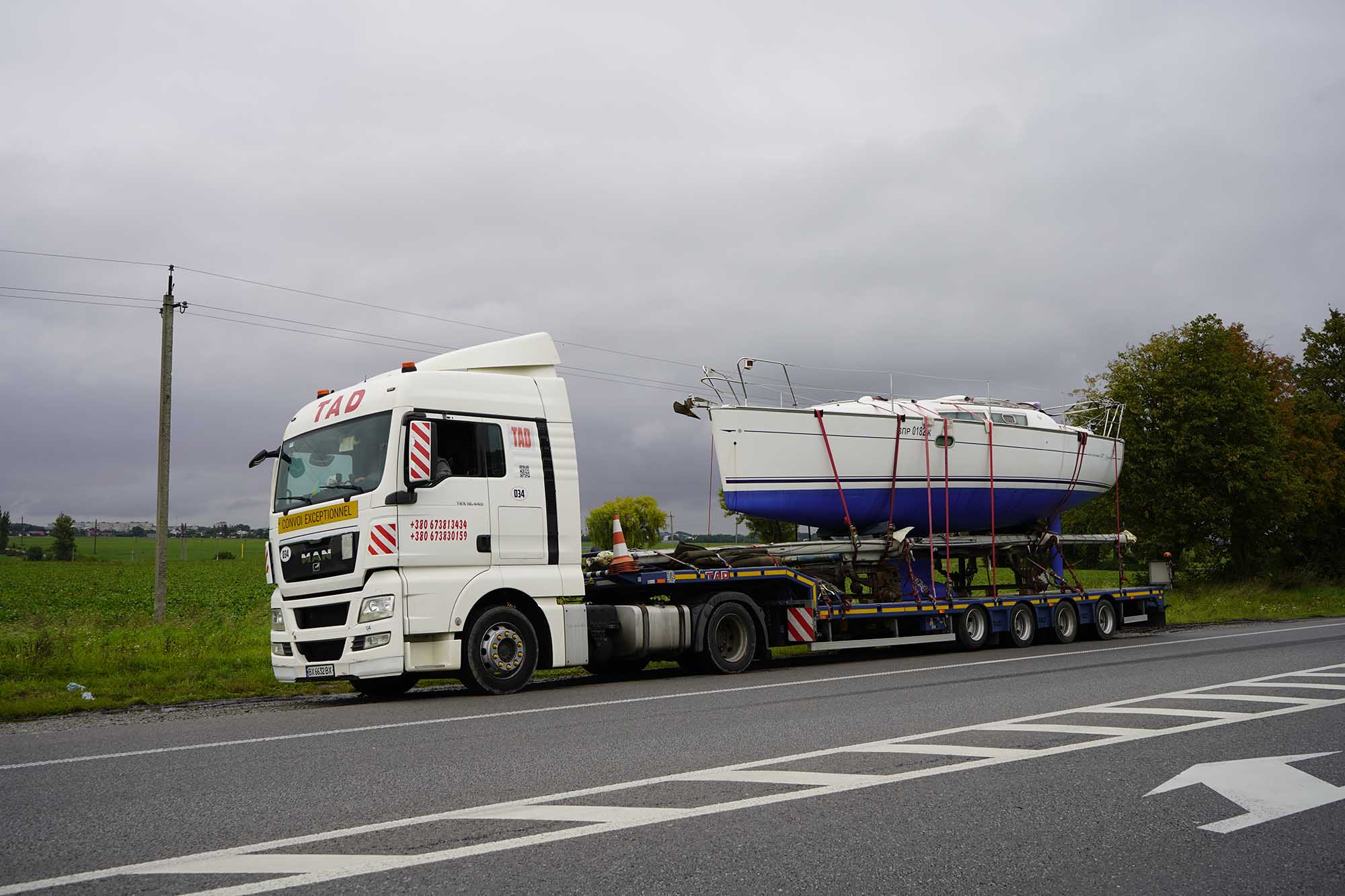 Перевезення яхти в Европу