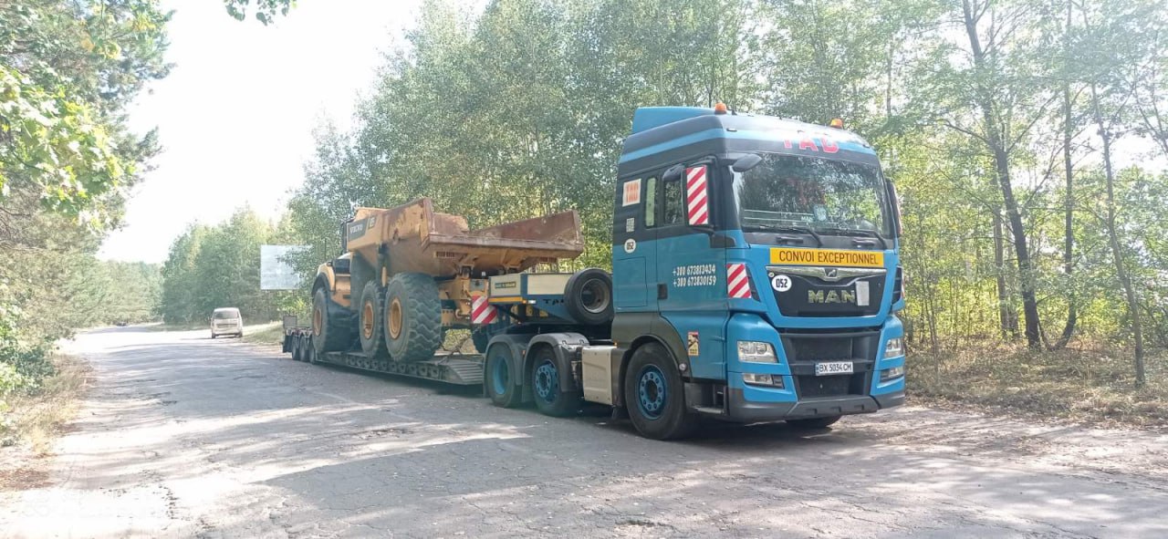 Перевозка карьерного самосвала Volvo