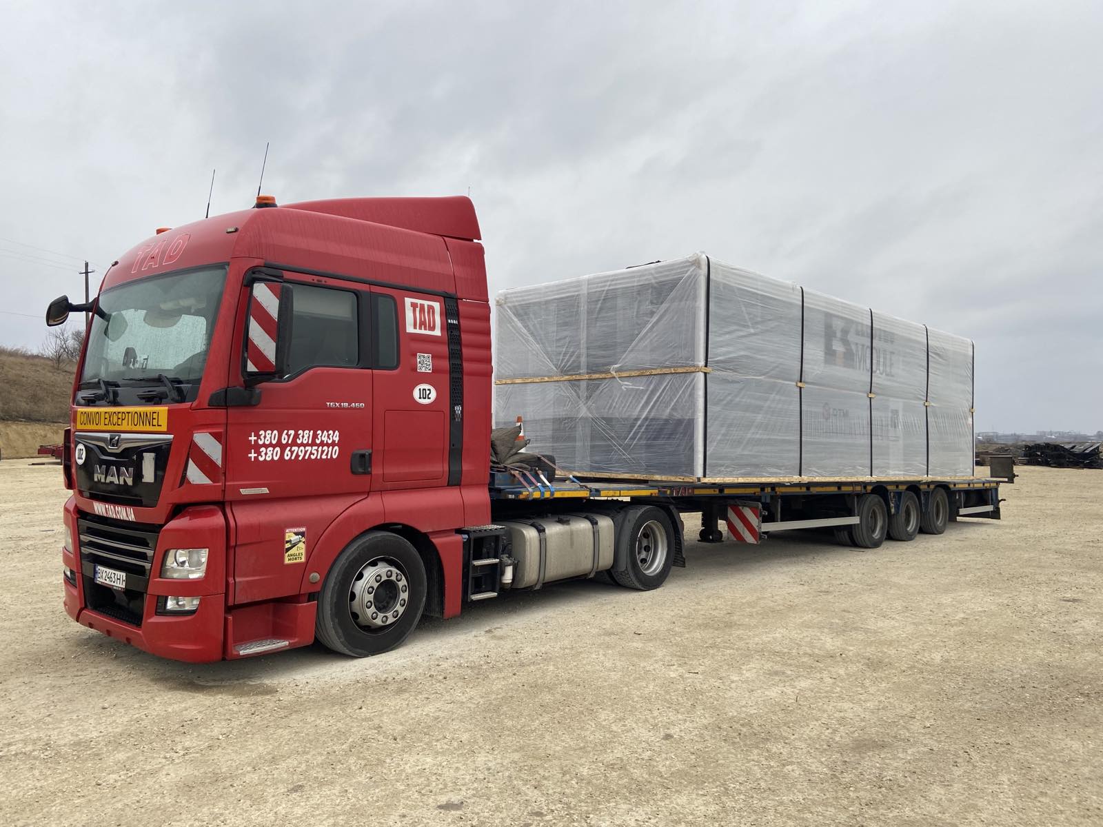 Transportation of a modular house - 2