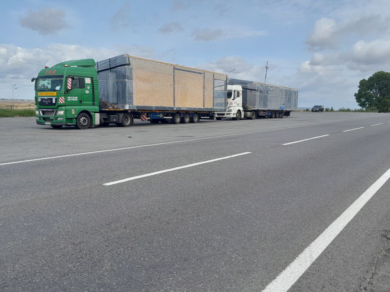 International transportation of modular houses