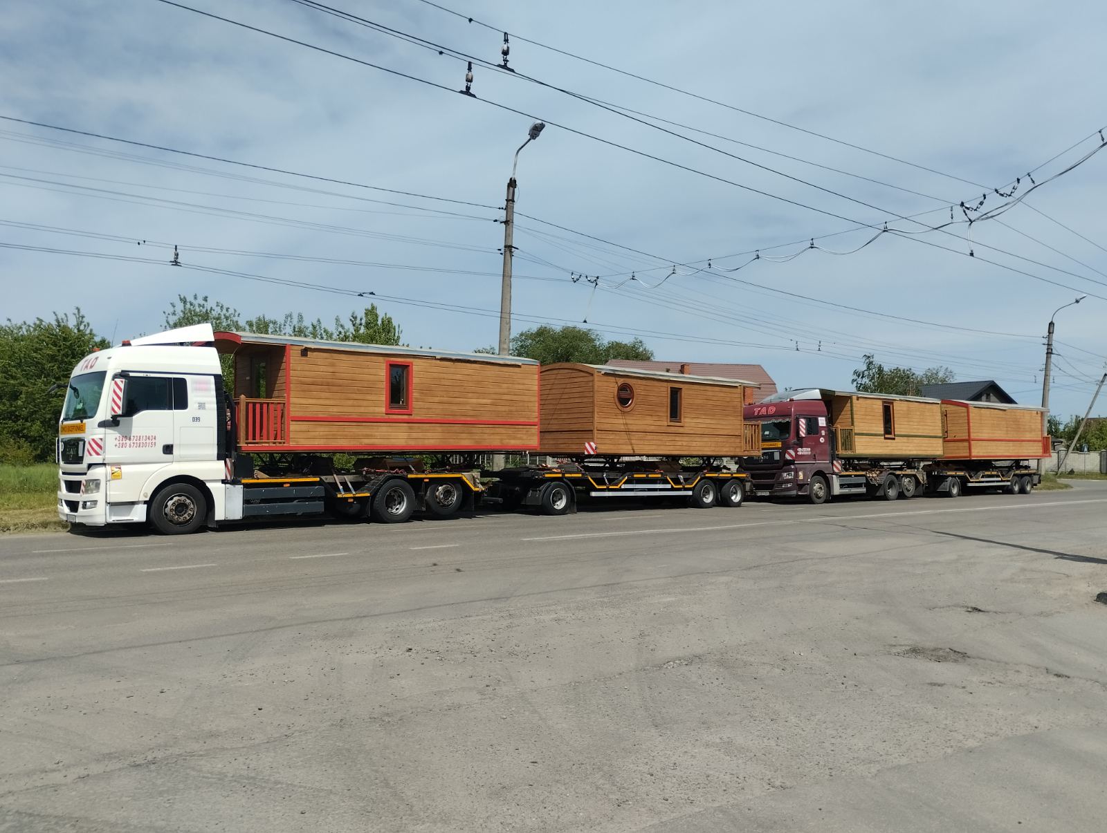 Transportation of modular houses